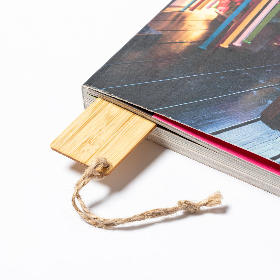 Marcador de livro em bambu